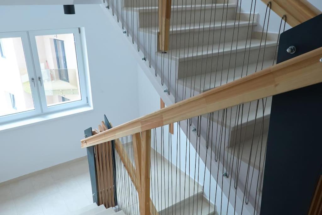 City Center Accommodation - 404 Решица Екстериор снимка